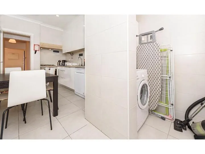Houze_4 Room Flat In Central Lisbon Near Zoo